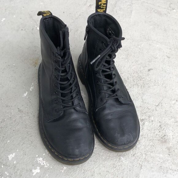 Dr Martens  - Picture 1 of 8